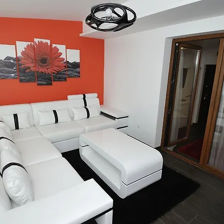 Apartment Poshta 1 1 *