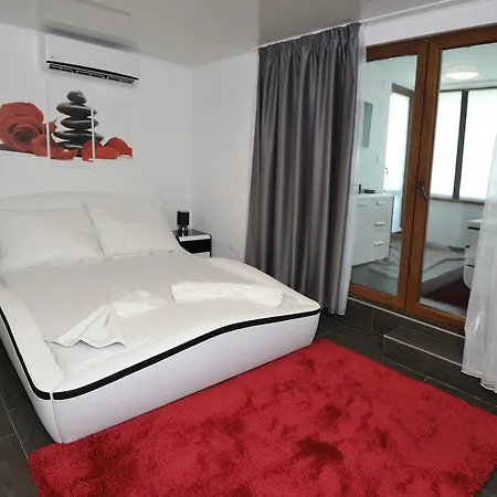 Apartment Poshta 1 1 *