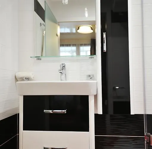 Poshta 1 1 فارنا